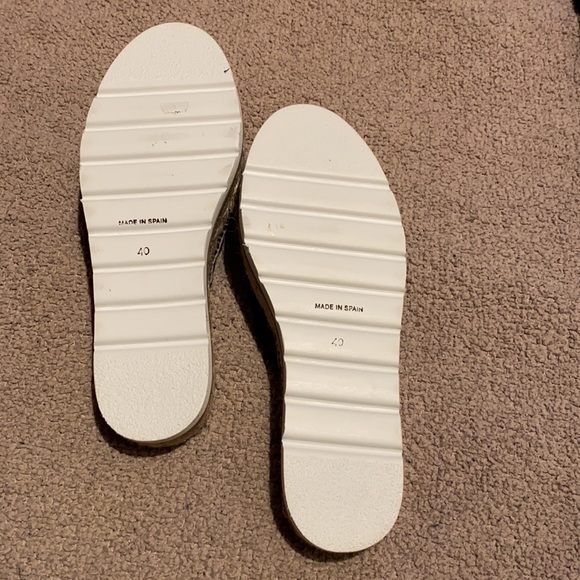 Platform sandals - Picture 3 of 3